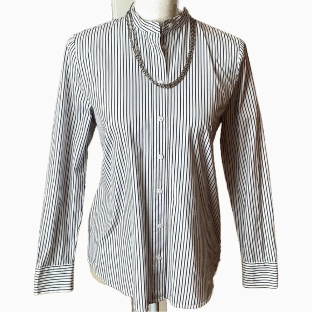 JUDITH CHARLES Striped Poplin Crisp Button Down Shirt Size 2